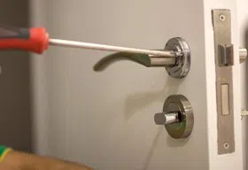 Gallery Locksmith Store San Jose, CA 408-513-3115 - 14-Install-New-Lock